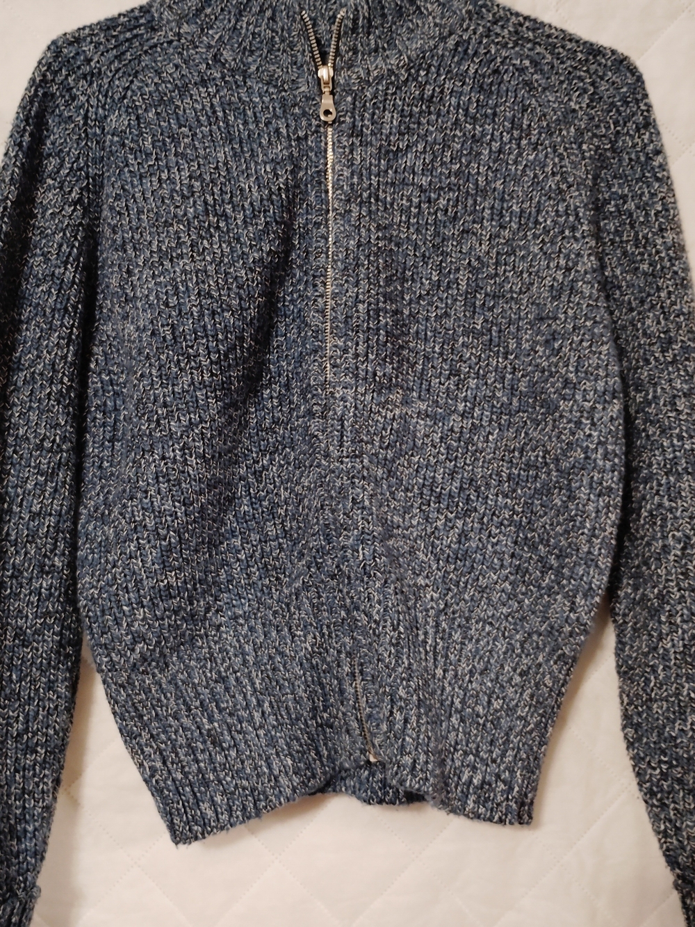 LizWear Women's Zip-Front Knit Sweater Size Medium